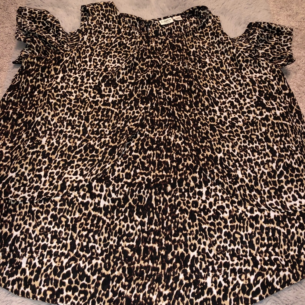 Cato Leopard Print Cold Shoulder Top
